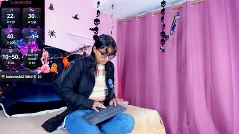 Snapshot of azul_moonn chatting on 20, 10, 2025 azul_moonn online show from 20, 10, 2025