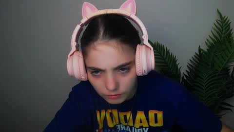 Snapshot of azumi_chan_ chatting on 20, 9, 2025 azumi_chan_ online show from 20, 9, 2025