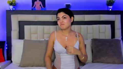 azumie online show from 23, 1, 2025
