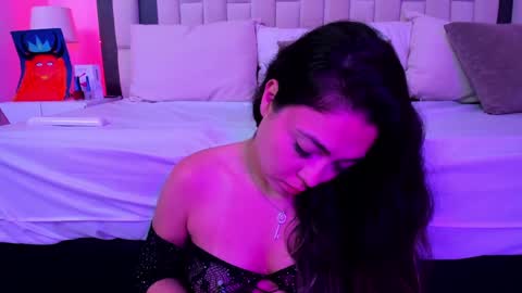 azumie online show from 7, 2, 2025