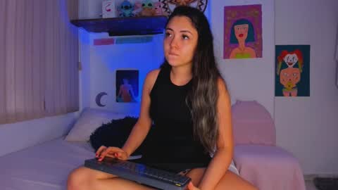 azumie online show from 16, 2, 2025