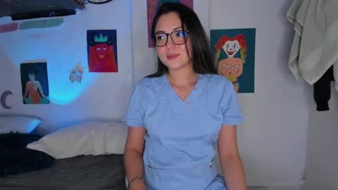 azumie online show from 3, 3, 2025