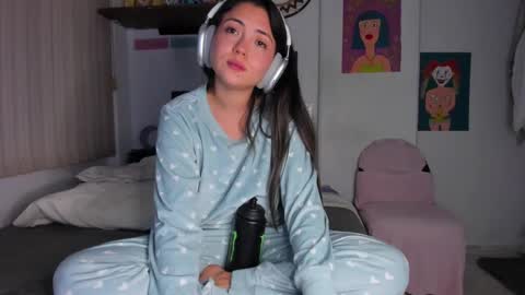 azumie online show from 6, 3, 2025
