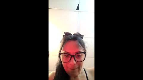 Snapshot of azura_lion chatting on 16, 4, 2026 azura lion online show from 16, 4, 2026