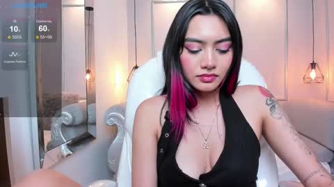 Azura online show from 25, 2, 2025