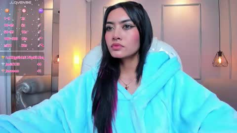 Azura online show from 17, 10, 2025