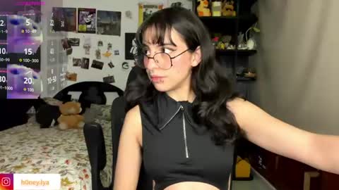 Lyanna online show from 4, 7, 2026