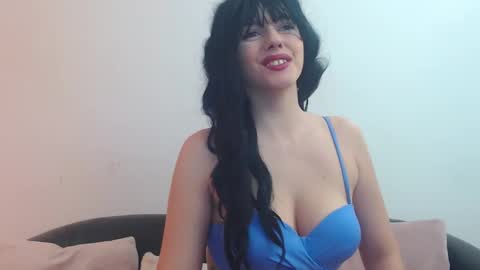 Snapshot of b3cky_ chatting on 4, 12, 2024 Rebecca online show from 4, 12, 2024