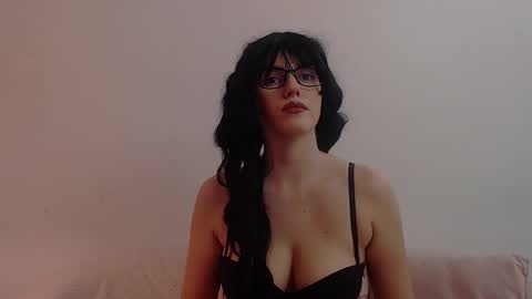 Snapshot of b3cky_ chatting on 18, 12, 2024 Rebecca online show from 18, 12, 2024