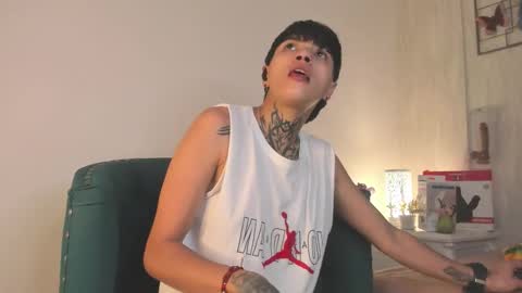 Snapshot of b3k_afrodict chatting on 26, 11, 2025 Anny online show from 26, 11, 2025