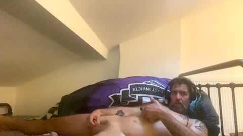 b4dafall44 online show from 13, 12, 2024