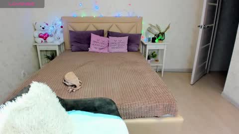 Snapshot of b_bonya_m chatting on 8, 12, 2024 Bonya online show from 8, 12, 2024