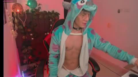 Snapshot of baaby_boyy chatting on 3, 5, 2026 odeley online show from 3, 5, 2026