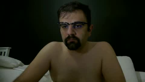 Snapshot of babak581 chatting on 13, 2, 2026 babak581 online show from 13, 2, 2026