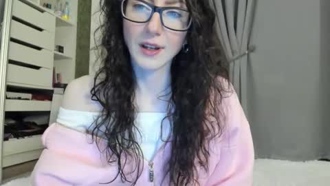 babby_jewel online show from 5, 11, 2025