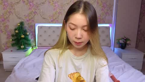 Snapshot of babby_rabbit_ chatting on 3, 1, 2025 Cute Raby online show from 3, 1, 2025
