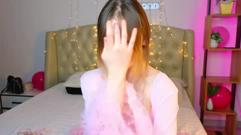 Snapshot of babby_rabbit_ chatting on 1, 2, 2025 Cute Raby online show from 1, 2, 2025