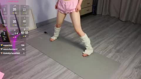 Snapshot of babby_rabbit_ chatting on 25, 2, 2025 Cute Raby online show from 25, 2, 2025