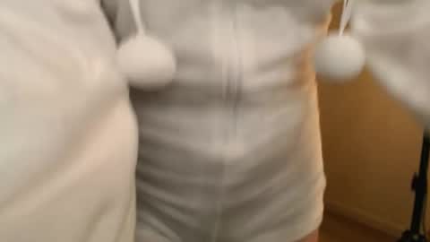 Snapshot of babby_rabbit_ chatting on 27, 10, 2025 Cute Raby online show from 27, 10, 2025