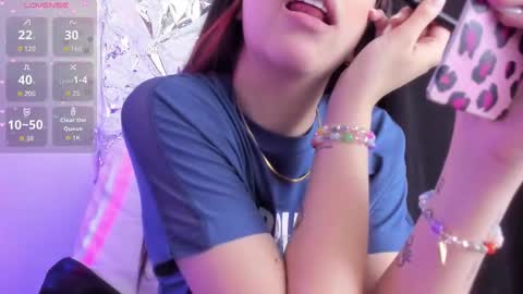 Queen B online show from 22, 11, 2025