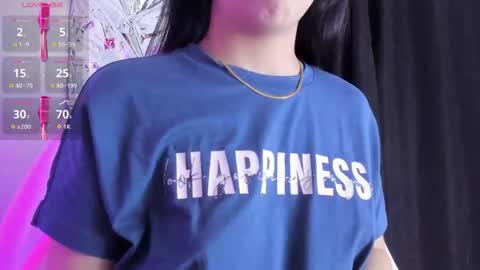 Snapshot of babeblair chatting on 1, 4, 2026 Queen B online show from 1, 4, 2026