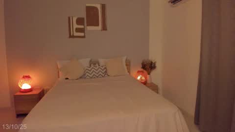 Snapshot of babesexy19_ chatting on 14, 10, 2025 itzell  online show from 14, 10, 2025