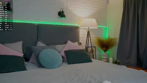 Baby   Lola online show from 14, 10, 2025