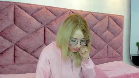 Snapshot of baby__flame chatting on 18, 3, 2026 Maddie online show from 18, 3, 2026