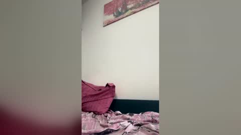 Baby Blonde online show from 18, 4, 2026