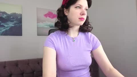 Snapshot of baby_evalena chatting on 9, 5, 2026 Evalena maybe just Eva online show from 9, 5, 2026