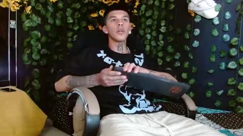 Snapshot of baby_gio chatting on 11, 12, 2024 OF GxoXabs online show from 11, 12, 2024