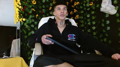 Snapshot of baby_gio chatting on 18, 12, 2024 OF GxoXabs online show from 18, 12, 2024