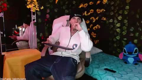 Snapshot of baby_gio chatting on 23, 12, 2024 OF GxoXabs online show from 23, 12, 2024