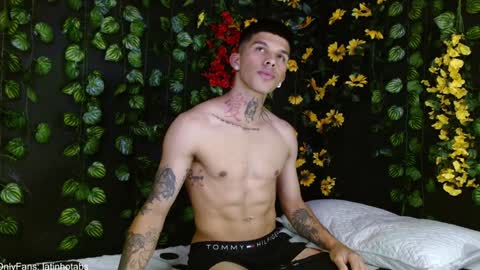 Snapshot of baby_gio chatting on 14, 1, 2025 OF GxoXabs online show from 14, 1, 2025