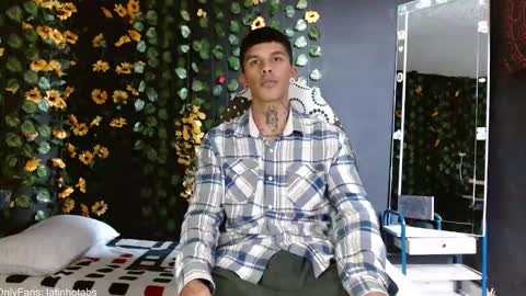 Snapshot of baby_gio chatting on 24, 1, 2025 OF GxoXabs online show from 24, 1, 2025