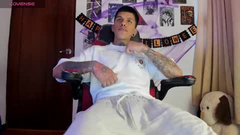 Snapshot of baby_gio chatting on 19, 10, 2025 OF GxoXabs online show from 19, 10, 2025