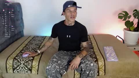 Snapshot of baby_gio chatting on 4, 11, 2025 OF GxoXabs online show from 4, 11, 2025