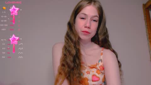 Snapshot of baby_girl_0001 chatting on 7, 3, 2025 Kira online show from 7, 3, 2025