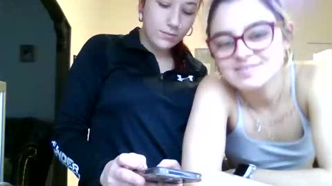 baby_girls2224 online show from 27, 2, 2026