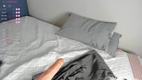 Snapshot of baby_jul1 chatting on 14, 2, 2025 JULY online show from 14, 2, 2025