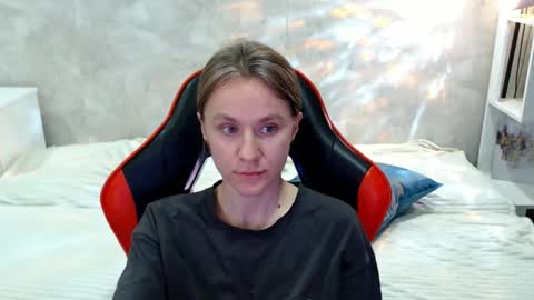 baby_kitte online show from 1, 10, 2025