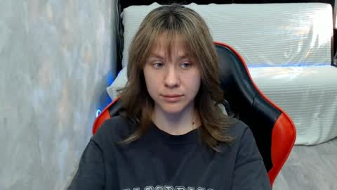 baby_kitte online show from 18, 5, 2026