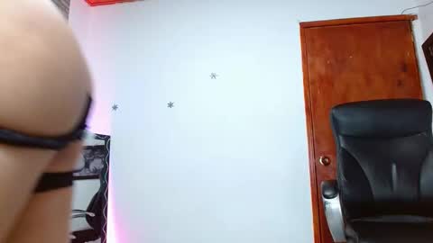 Snapshot of baby_lovehot_1 chatting on 2, 3, 2025 sofia online show from 2, 3, 2025