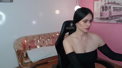 Bella online show from 14, 9, 2025