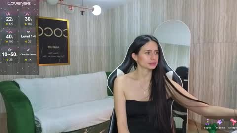 Bella online show from 7, 10, 2025