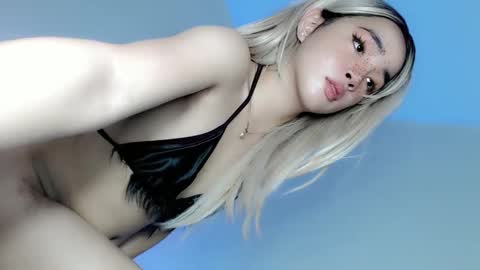 baby_sabrina19 online show from 9, 1, 2025