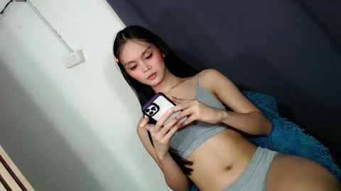 Snapshot of baby_zoexx chatting on 16, 9, 2025 baby_zoexx online show from 16, 9, 2025