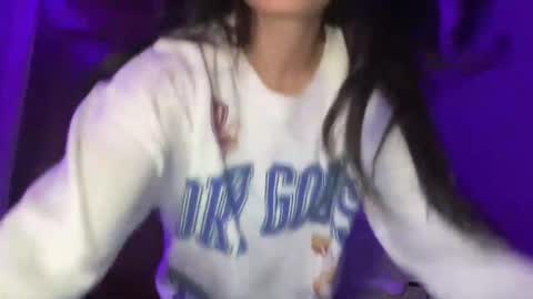 Snapshot of babyaves chatting on 6, 11, 2025 babyaves online show from 6, 11, 2025