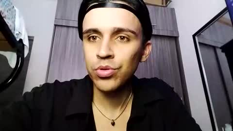 Snapshot of babydarkpink chatting on 19, 10, 2025 Dani online show from 19, 10, 2025