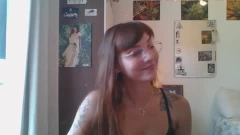 babydemon6 online show from 14, 1, 2025